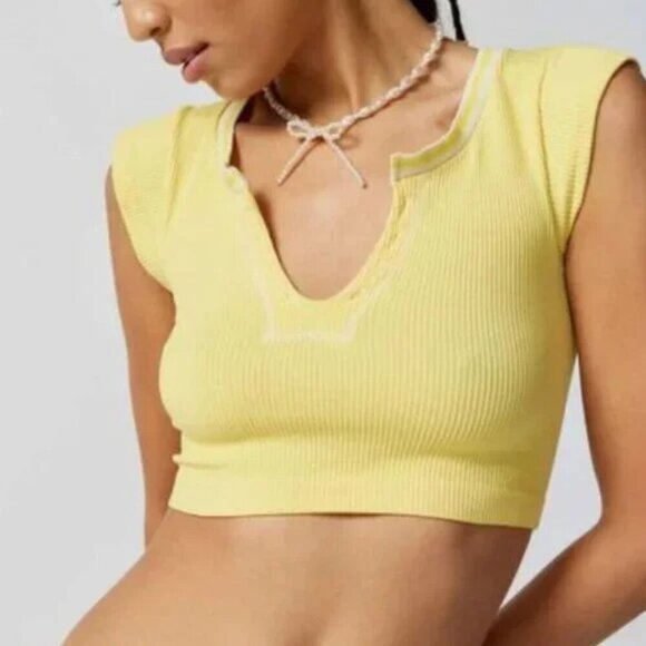 Vital Life Butter Yellow Top summer tropical spring vacation coquette - Picture 1 of 8